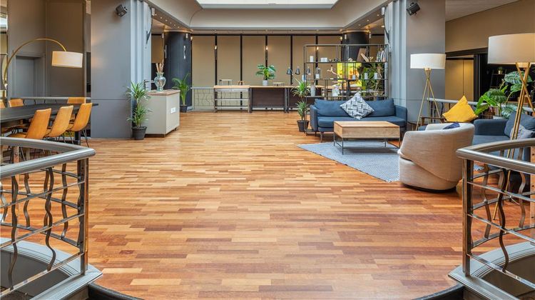 Hilton London Kensington Lobby