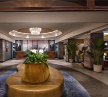 DoubleTree by Hilton London - West End Lobby