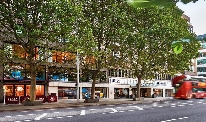 Hilton London Olympia Exterior