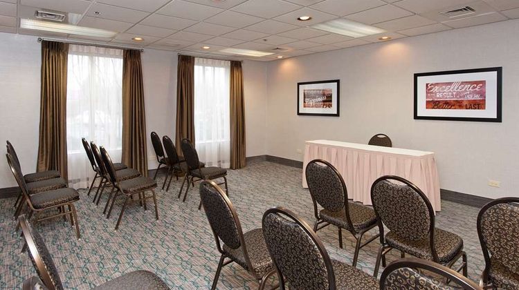 Hampton Inn & Suites Lincolnshire Meeting