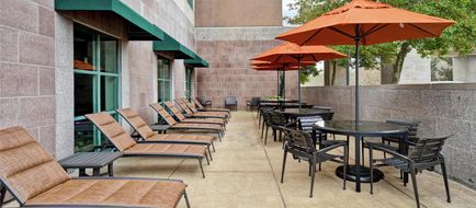 Embassy Suites Little Rock Exterior