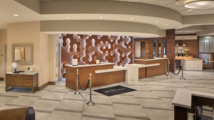 DoubleTree Little Rock Lobby
