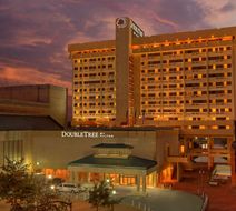 DoubleTree Little Rock Exterior