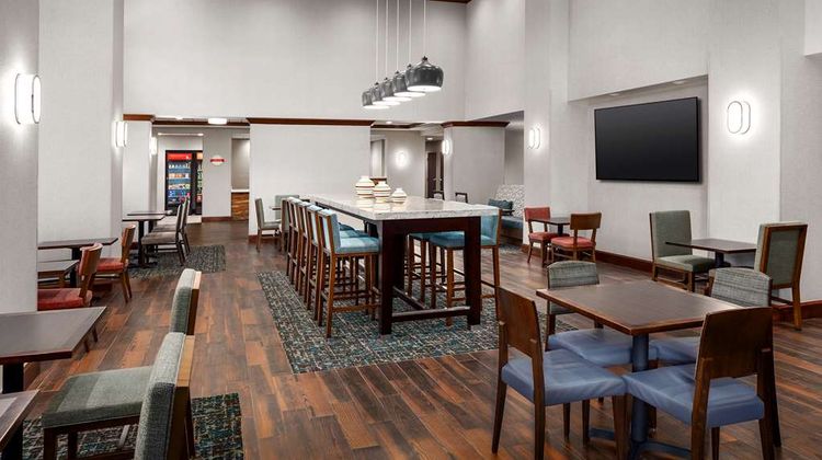 Hampton Inn & Suites Lake Mary Restaurant