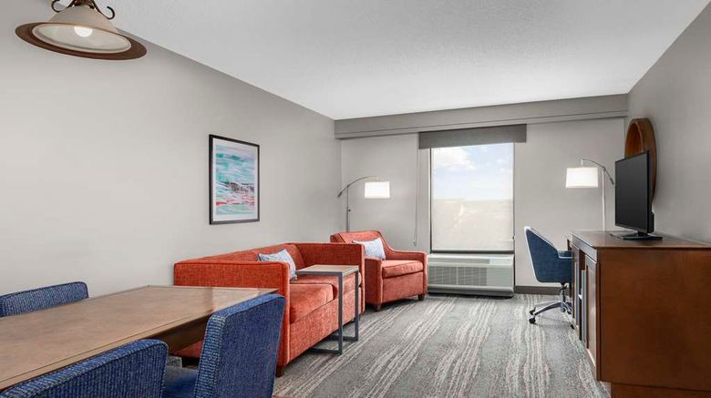 <b>Hampton Inn & Suites Lake Mary Room</b>. Images powered by <a href="https://iceportal.shijigroup.com/" title="IcePortal" target="_blank">IcePortal</a>.