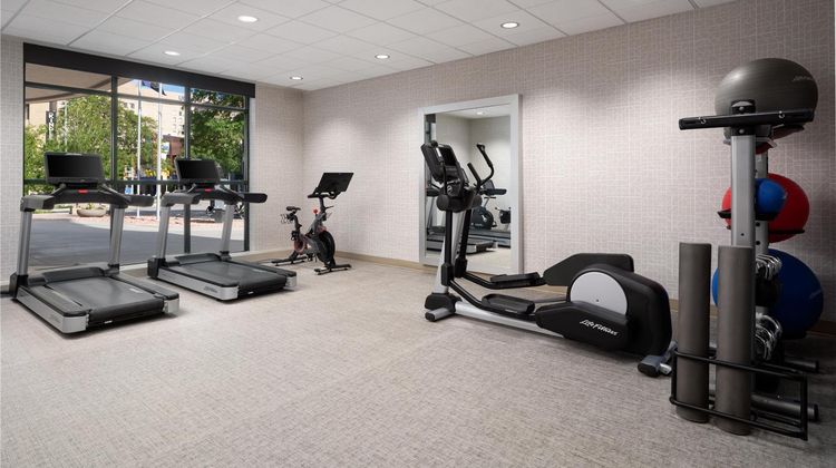 Embassy Suites by Hilton Lincoln Health