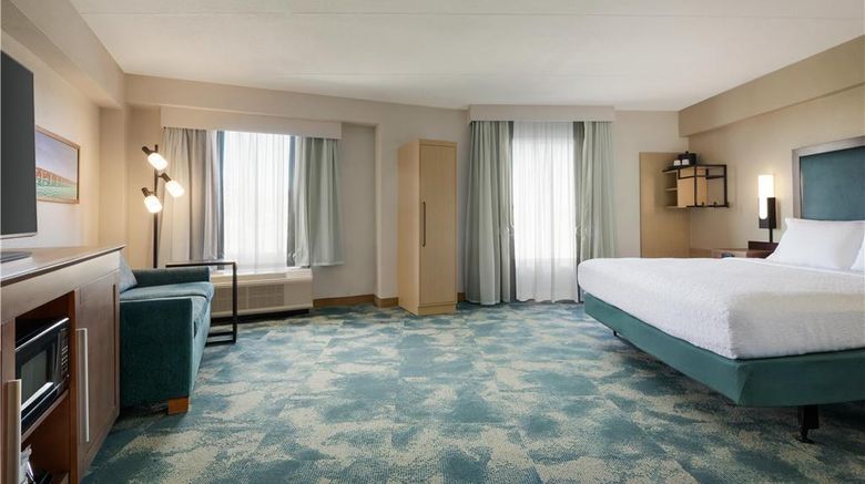 <b>Hampton Inn Lancaster Room</b>. Images powered by <a href="https://iceportal.shijigroup.com/" title="IcePortal" target="_blank">IcePortal</a>.