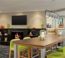 Hampton Inn Lancaster Lobby