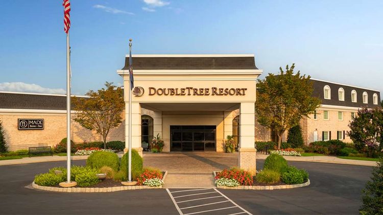 DoubleTree Resort Lancaster Exterior