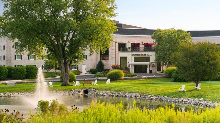 DoubleTree Resort Lancaster Exterior