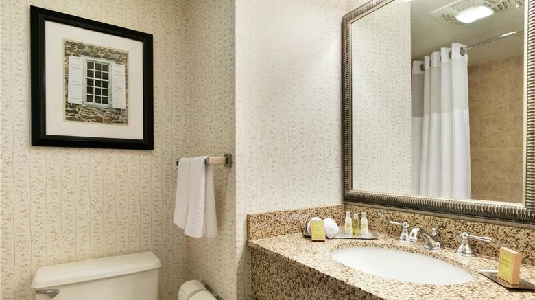 <b>DoubleTree Resort Lancaster Room</b>. Images powered by <a href="https://iceportal.shijigroup.com/" title="IcePortal" target="_blank">IcePortal</a>.