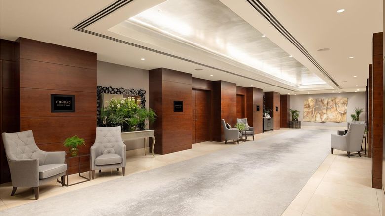 <b>Conrad London St James Meeting</b>. Images powered by <a href="https://iceportal.shijigroup.com/" title="IcePortal" target="_blank">IcePortal</a>.