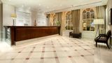 <b>Hilton London Euston Lobby</b>. Images powered by <a href="https://iceportal.shijigroup.com/" title="IcePortal" target="_blank">IcePortal</a>.