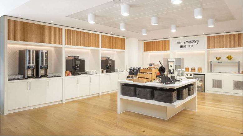 <b>Hampton by Hilton London Gatwick Airport Restaurant</b>. Images powered by <a href="https://iceportal.shijigroup.com/" title="IcePortal" target="_blank">IcePortal</a>.
