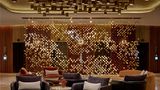 <b>London Hilton on Park Lane Lobby</b>. Images powered by <a href="https://iceportal.shijigroup.com/" title="IcePortal" target="_blank">IcePortal</a>.