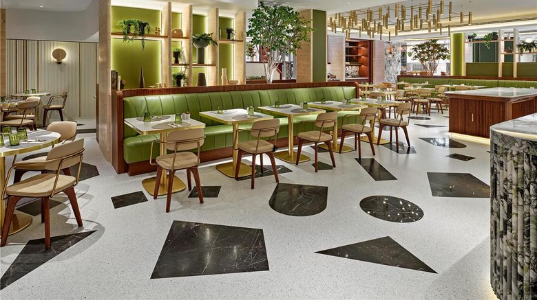 <b>London Hilton on Park Lane Restaurant</b>. Images powered by <a href="https://iceportal.shijigroup.com/" title="IcePortal" target="_blank">IcePortal</a>.
