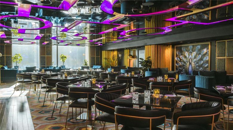 <b>London Hilton on Park Lane Restaurant</b>. Images powered by <a href="https://iceportal.shijigroup.com/" title="IcePortal" target="_blank">IcePortal</a>.