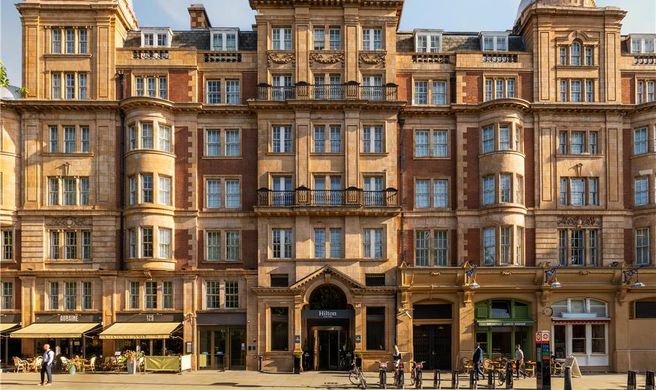 Hilton London Hyde Park Exterior