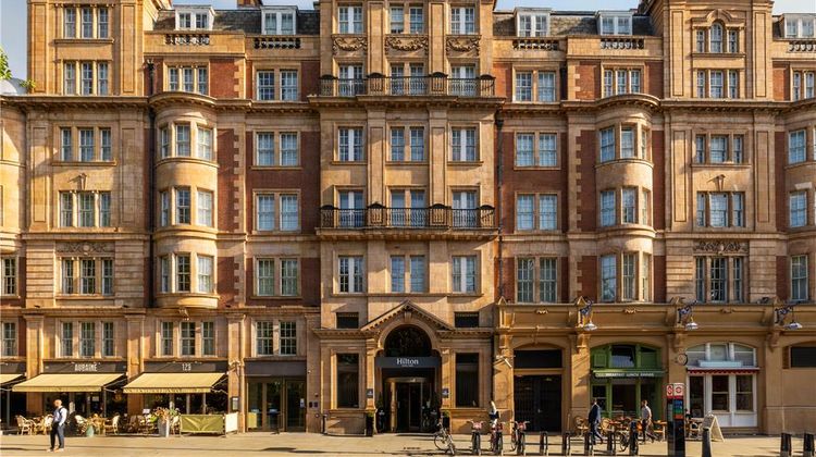 Hilton London Hyde Park Exterior