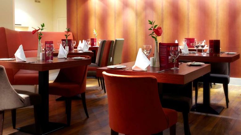 <b>DoubleTree by Hilton London Marble Arch Restaurant</b>. Images powered by <a href="https://iceportal.shijigroup.com/" title="IcePortal" target="_blank">IcePortal</a>.