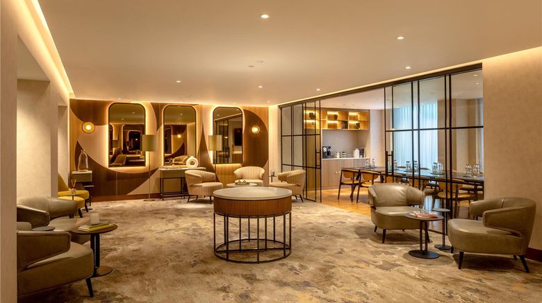 <b>Hilton London Metropole Meeting</b>. Images powered by <a href="https://iceportal.shijigroup.com/" title="IcePortal" target="_blank">IcePortal</a>.