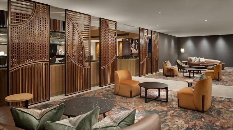 Hilton London Metropole Lobby