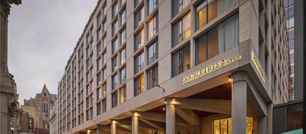 DoubleTree London - Tower of London Exterior