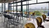 <b>DoubleTree London - Tower of London Restaurant</b>. Images powered by <a href="https://iceportal.shijigroup.com/" title="IcePortal" target="_blank">IcePortal</a>.