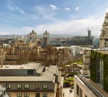 DoubleTree London - Tower of London Exterior