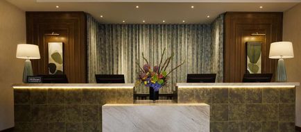 DoubleTree by Hilton London - Victoria Lobby