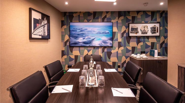 DoubleTree by Hilton London - Victoria Meeting