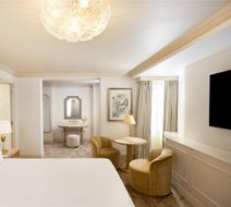 The Waldorf Hilton, London Room