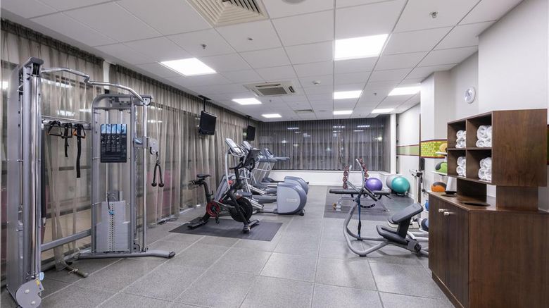 <b>Hampton by Hilton/John Lennon Airport Health</b>. Images powered by <a href="https://iceportal.shijigroup.com/" title="IcePortal" target="_blank">IcePortal</a>.