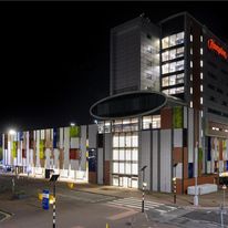 Hampton by Hilton/John Lennon Airport