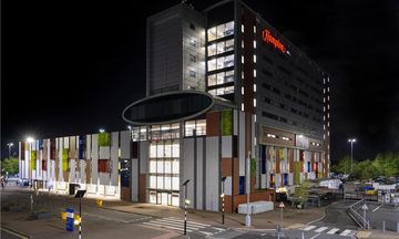 Hampton by Hilton/John Lennon Airport