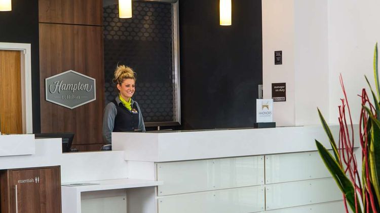 Hampton By Hilton Liverpool City Centre Lobby