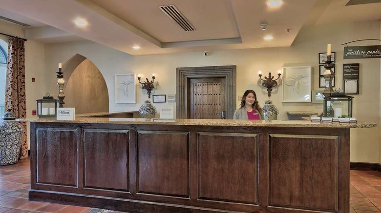 <b>Hilton Garden Inn Las Cruces Lobby</b>. Images powered by <a href="https://iceportal.shijigroup.com/" title="IcePortal" target="_blank">IcePortal</a>.
