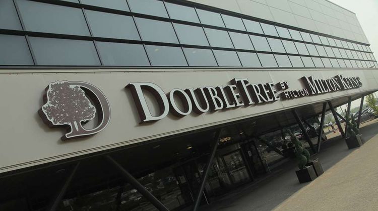 Doubletree by Hilton Hotel Milton Keynes Exterior