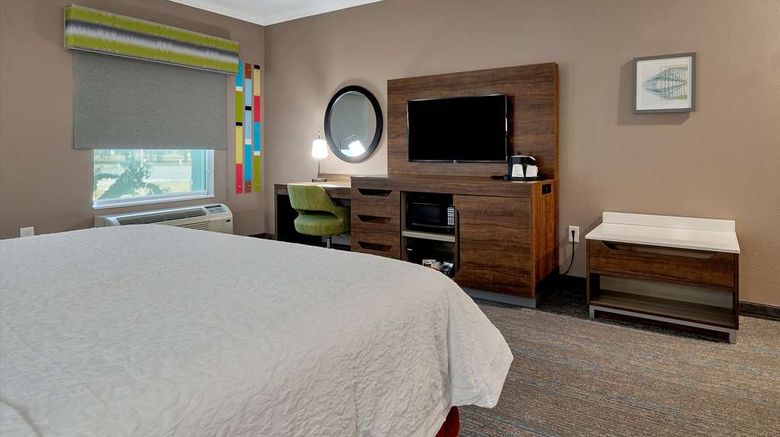 <b>Hampton Inn & Suites Lufkin Room</b>. Images powered by <a href="https://iceportal.shijigroup.com/" title="IcePortal" target="_blank">IcePortal</a>.