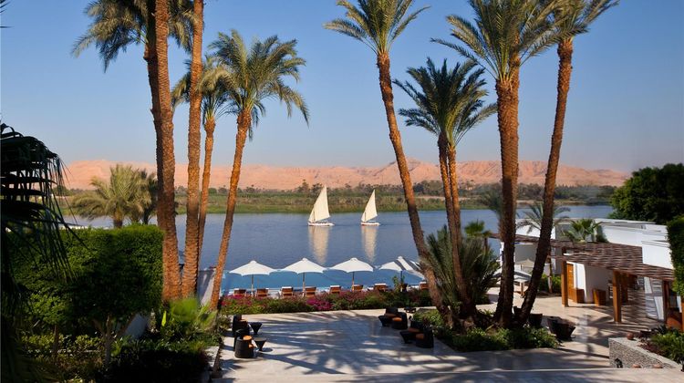 Hilton Luxor Resort & Spa Pool