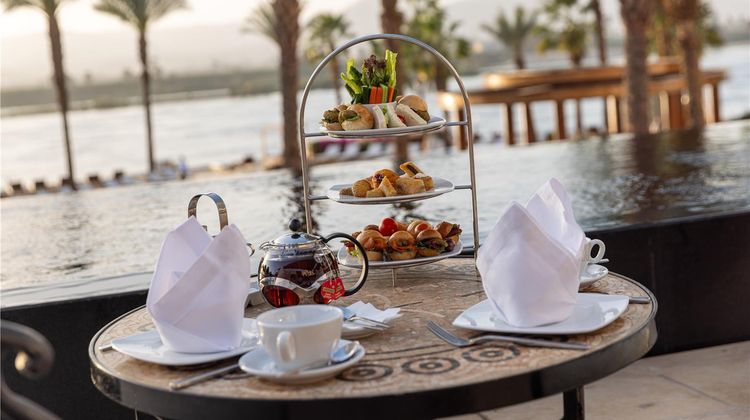 Hilton Luxor Resort & Spa Restaurant