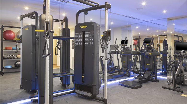 <b>DoubleTree by Hilton Hotel Luxembourg Health</b>. Images powered by <a href="https://iceportal.shijigroup.com/" title="IcePortal" target="_blank">IcePortal</a>.