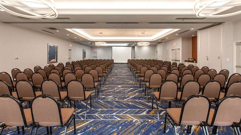 <b>Hilton Garden Inn Lynchburg Meeting</b>. Images powered by <a href="https://iceportal.shijigroup.com/" title="IcePortal" target="_blank">IcePortal</a>.