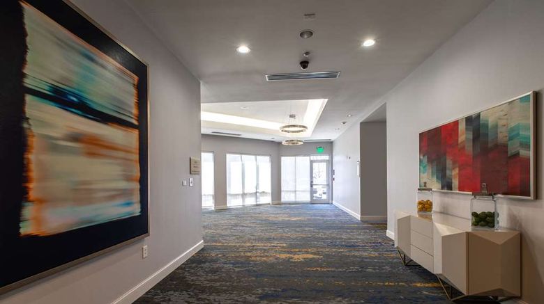 <b>Hilton Garden Inn Lynchburg Meeting</b>. Images powered by <a href="https://iceportal.shijigroup.com/" title="IcePortal" target="_blank">IcePortal</a>.