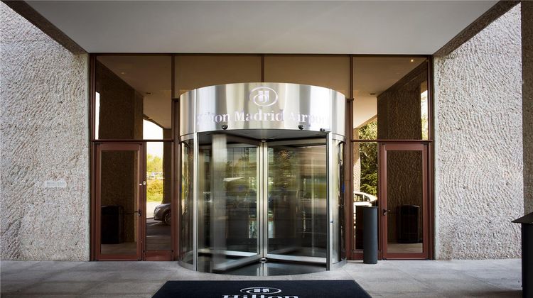 Hilton Madrid Airport Exterior
