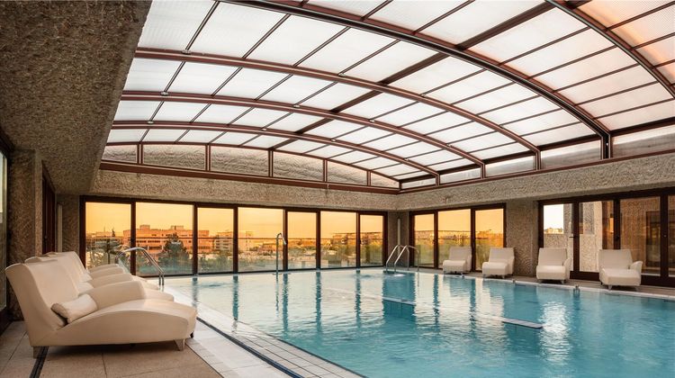 Hilton Madrid Airport Pool