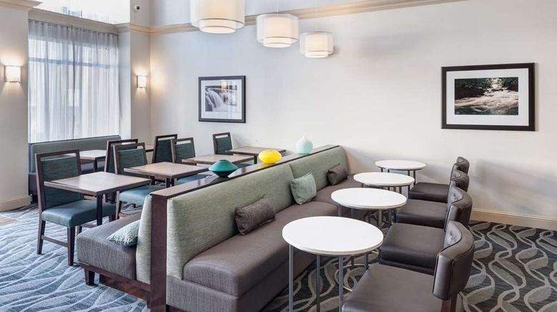 <b>Homewood Suites Mahwah Lobby</b>. Images powered by <a href="https://iceportal.shijigroup.com/" title="IcePortal" target="_blank">IcePortal</a>.