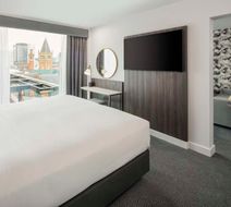 DoubleTree by Hilton Hotel Manchester Room