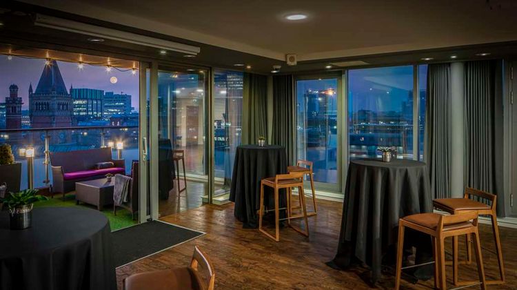 DoubleTree by Hilton Hotel Manchester Meeting