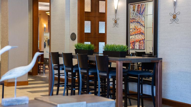 <b>Doubletree Bay City Riverfront Lobby</b>. Images powered by <a href="https://iceportal.shijigroup.com/" title="IcePortal" target="_blank">IcePortal</a>.